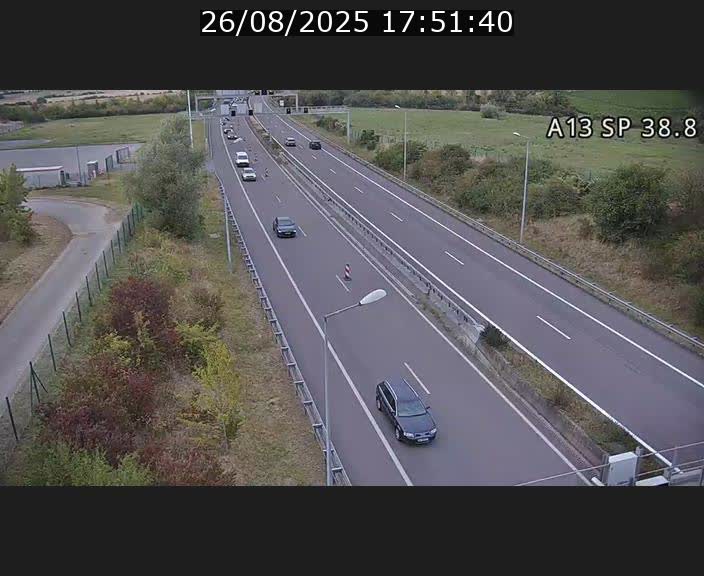 Webcam autoroute A13 à l'entrée ouest du tunnel Markusbierg à Schengen. Vue orientée vers le tunnel et l'Allemagne