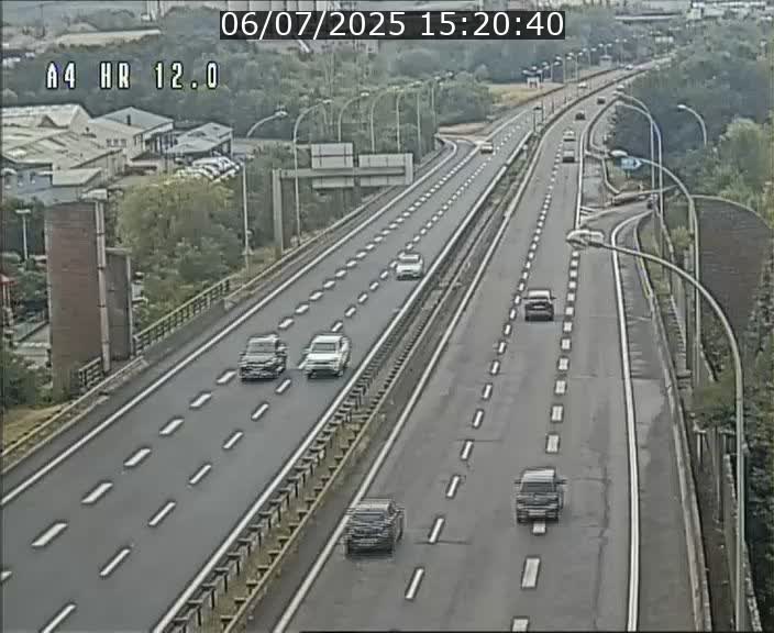 Traffic live webcam Luxembourg Jonction Foetz - A4 - BK 12.0 - direction Esch sur Alzette