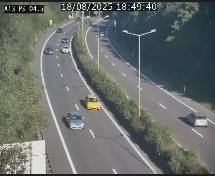Traffic live webcam Luxembourg Differdange - A13 direction Esch-sur-Alzette - BK 4.5
