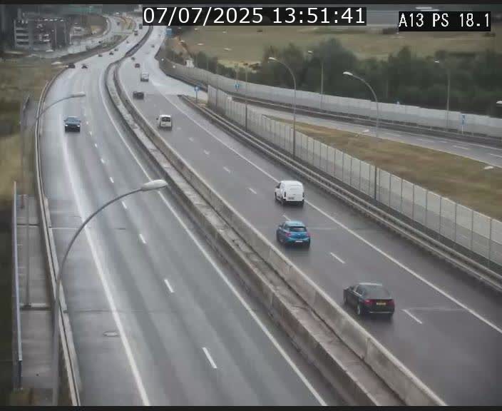 Traffic live webcam Luxembourg Dudelange - A13 direction Croix de Bettembourg - BK 18.1