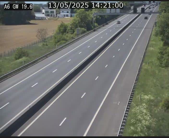 Traffic live webcam Luxembourg - Steinfort - A6 - BK 19.6 - direction Belgique