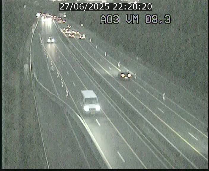 Traffic live webcam Luxembourg Bettembourg - A3 - BK 8.3 - direction France