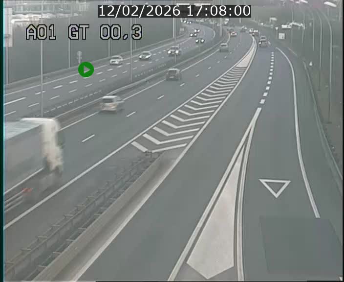 Traffic live webcam Luxembourg Croix de Gasperich - A1 direction Kirchberg - BK 0.3