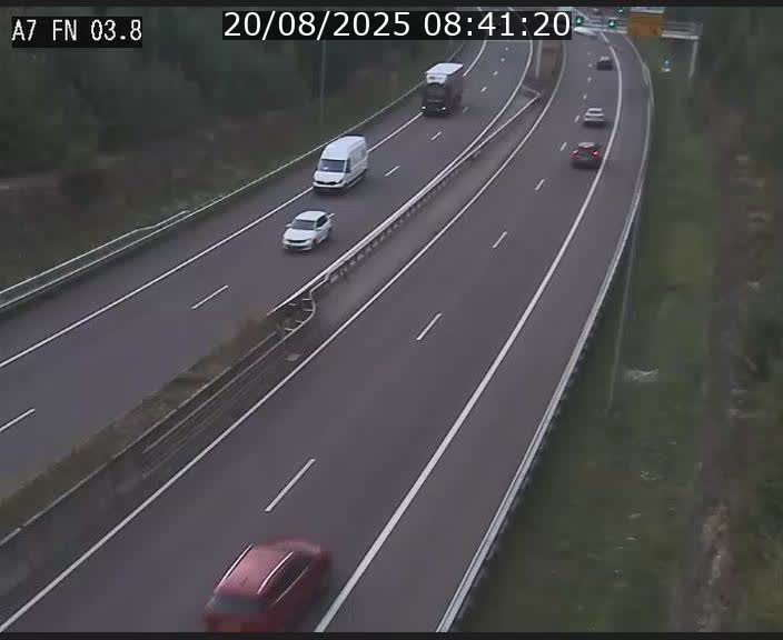 Caméra autoroute Luxembourg A7 - Passage à gibier Rëngelbour - direction Tunnel Stafelter