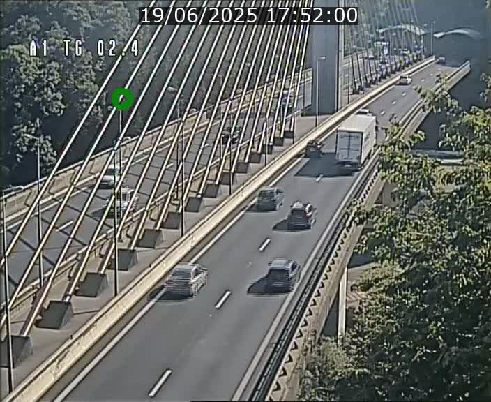 Traffic live webcam Luxembourg Sandweiler - A1 direction Luxembourg-ville - BK 2.4