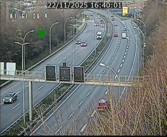 Traffic live webcam Luxembourg Hamm - A1 direction Sandweiler - BK 6.4