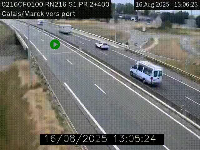 Webcam à Calais sur A216 (N216) en direction du port (harbour) de Calais.