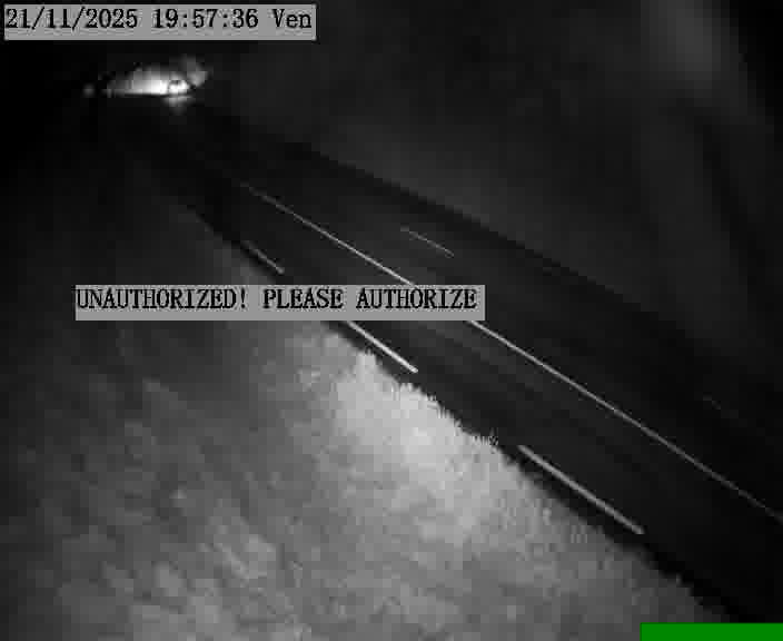 Webcam installée le long de D955 (France) à Amelécourt, pointée vers Metz, utile pour suivre précisément les conditions de trafic.