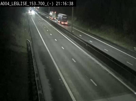 Webcam autoroute A4 (E411-E25) à Léglise, avant la jonction avec la N40. Vue orientée vers Bruxelles
