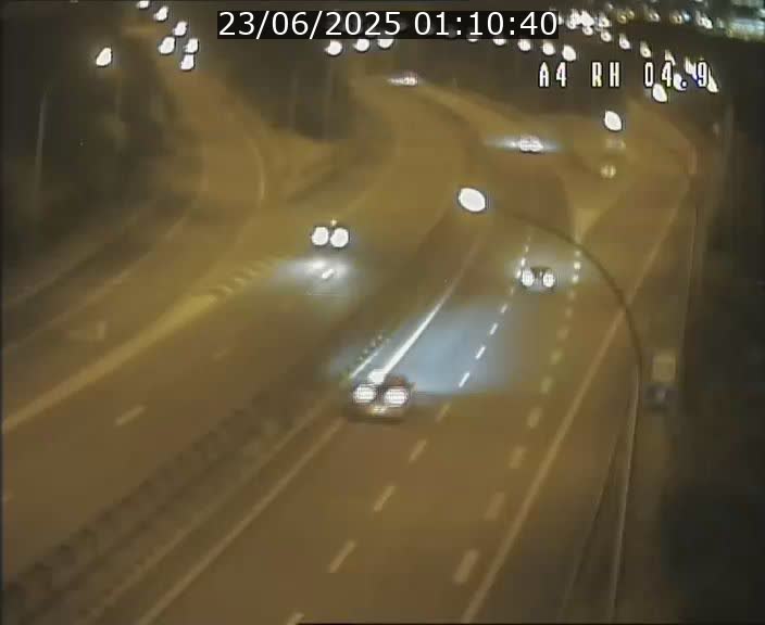 Traffic live webcam Luxembourg Leudelange - A4 - BK 4.9 - direction Luxembourg