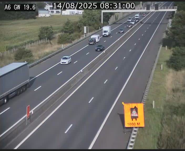 Traffic live webcam Luxembourg - Steinfort - A6 - BK 19.6 - direction Belgique