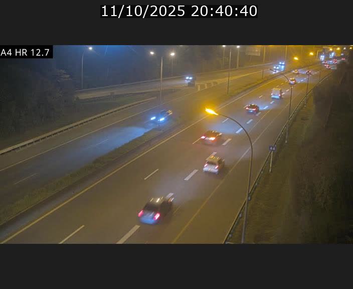 Traffic live webcam Luxembourg Esch sur Alzette - A4 - BK 12.7 - direction Esch-Belval