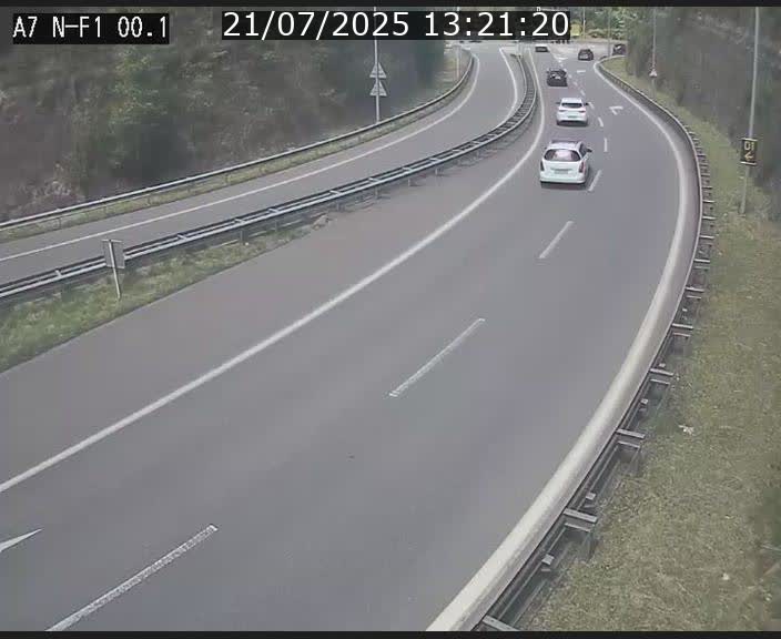 Webcam autoroute Luxembourg A7 située dans la sortie 1 Waldhof, vers la N11, avant le Tunnel Stafelter