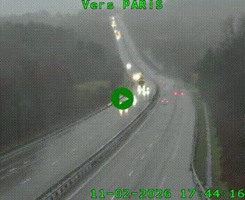 Caméra routière sur l'autoroute A20 à Bessines-sur-Gartempe. Vue orientée vers Paris