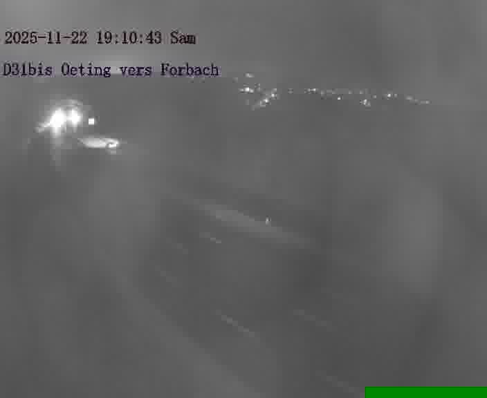 Caméra routière située sur D31bis (France) à Oeting, orientée vers Forbach, surveillant en continu la circulation locale et régionale.