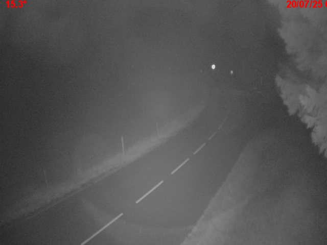 Webcam en haut du col du Ballon d'Alsace sur la D465 à 1075 mètres d'altitude dans les Vosges