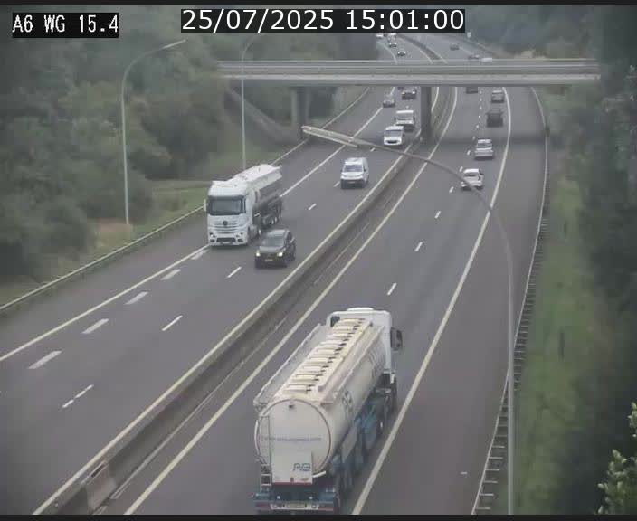 Traffic live webcam Luxembourg Capellen - A6 - BK 15.4 - direction Luxembourg/France/Allemagne