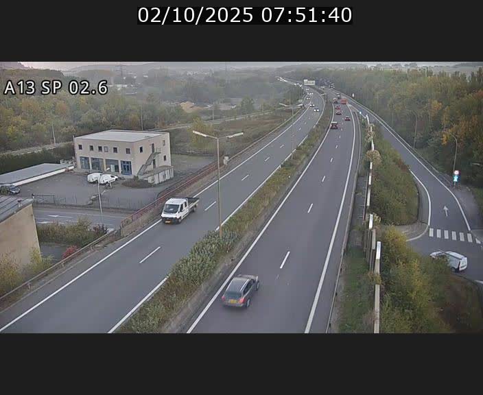 Traffic live webcam Luxembourg Sanem - A13 direction Pétange - BK 2.6