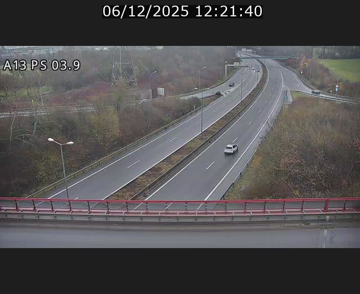 Traffic live webcam Luxembourg Differdange - A13 direction Esch-sur-Alzette - BK 3.9