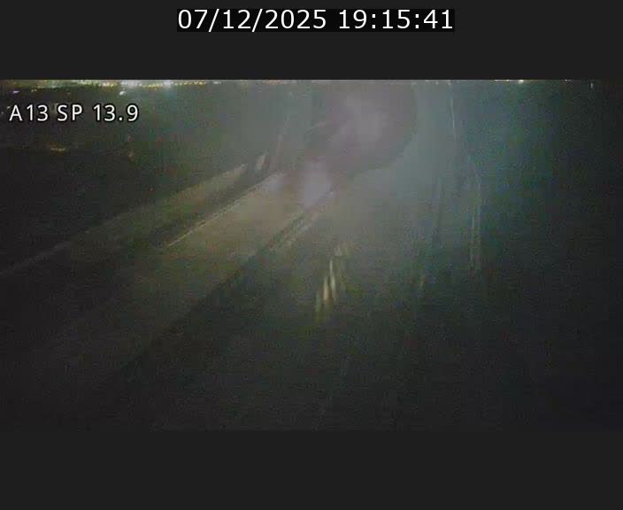 Traffic live webcam Luxembourg Kayl - A13 direction Esch-sur-Alzette/Luxembourg-ville - BK 13.9