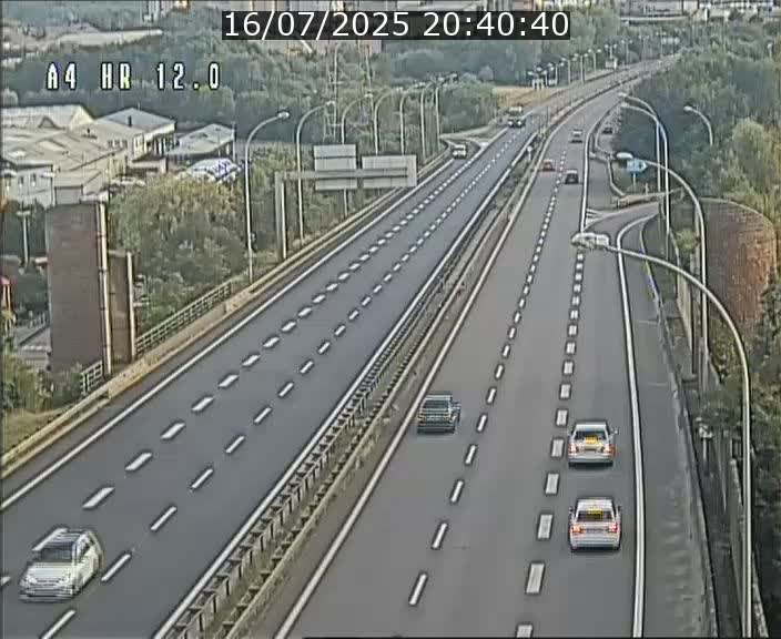 Traffic live webcam Luxembourg Jonction Foetz - A4 - BK 12.0 - direction Esch sur Alzette