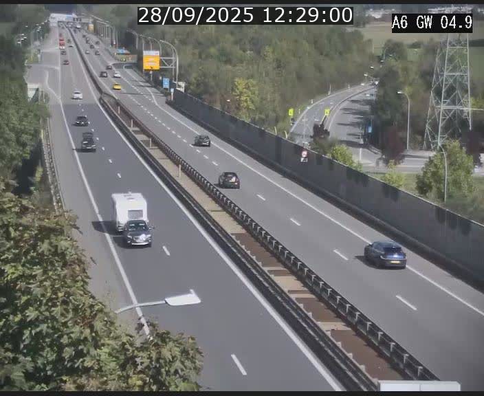 Traffic live webcam Luxembourg Croix de Cessange - A6 - BK 4.9 - direction Belgique