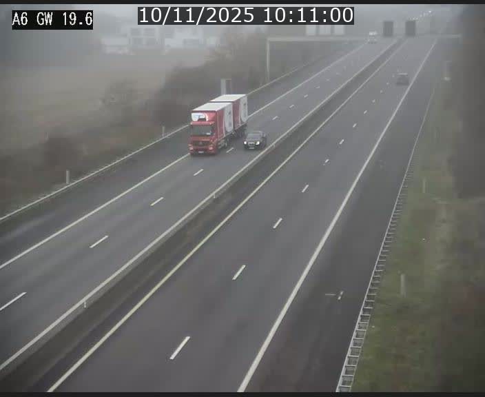 Traffic live webcam Luxembourg - Steinfort - A6 - BK 19.6 - direction Belgique