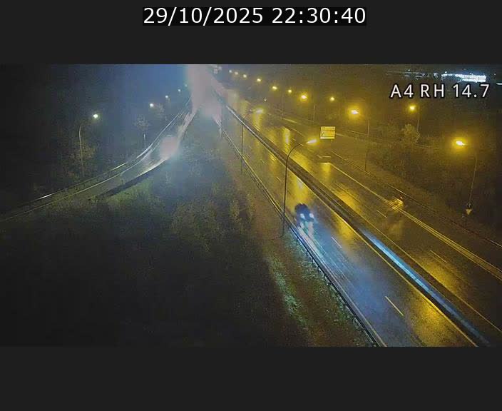 Traffic live webcam Luxembourg Jonction Lankelz - A4 - BK 14.7 - direction Luxembourg