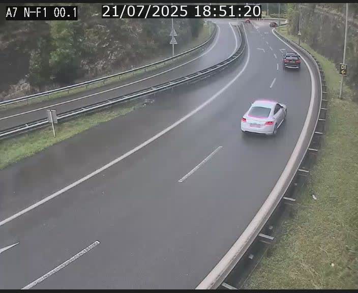 Webcam autoroute Luxembourg A7 située dans la sortie 1 Waldhof, vers la N11, avant le Tunnel Stafelter