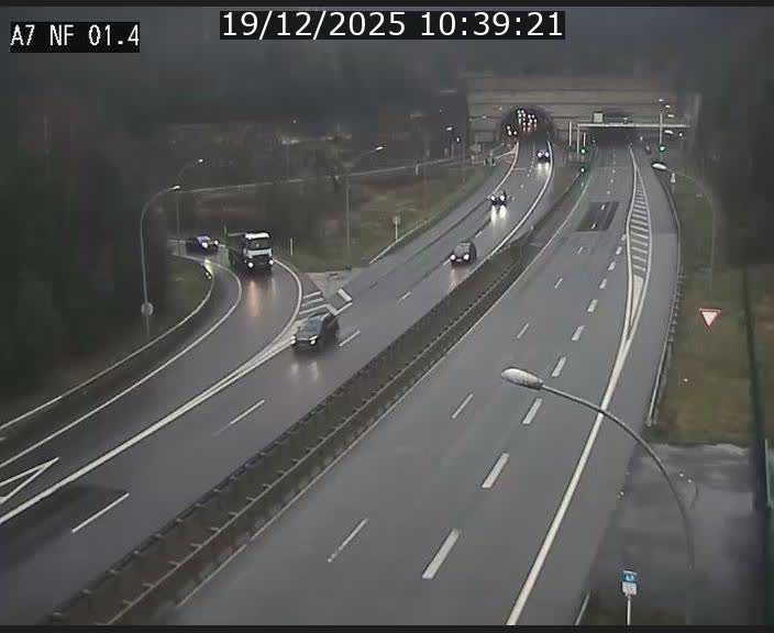 Caméra autoroute Luxembourg A7 - Echangeur Waldhaff - direction Tunnel Stafelter