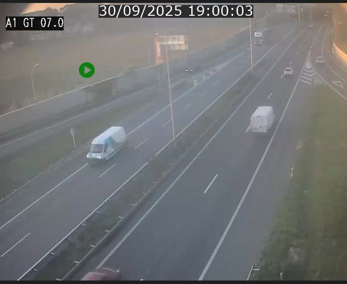 Traffic live webcam Luxembourg Cents - A1 direction Kirchberg - BK 7