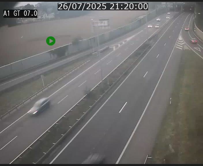 Traffic live webcam Luxembourg Cents - A1 direction Kirchberg - BK 7