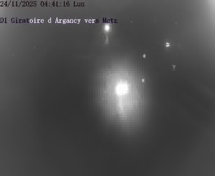 Webcam installée le long de D1 (France) à Argancy, pointée vers Metz, utile pour suivre précisément les conditions de trafic.