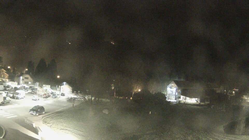 Webcam au niveau de la mairie du village du Bourg d'Oisans, aux pieds de l'Alpe d'Huez et aux portes du parc des Écrins