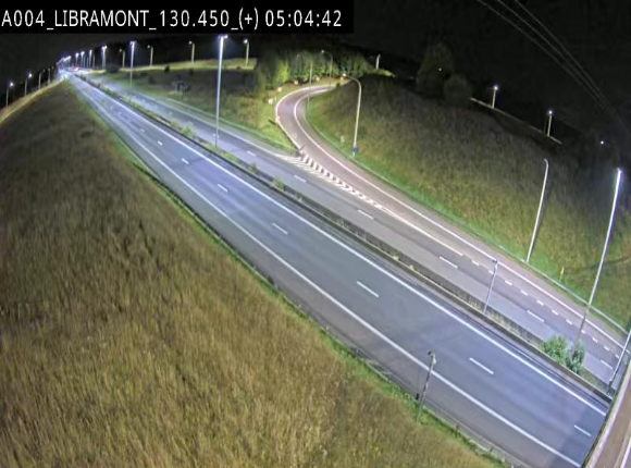 Webcam à Libramont sur l'E411 à la jonction avec la N89 menant vers Bouillon et la France. Vue orientée vers Arlon