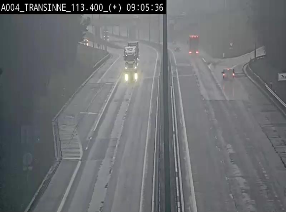 Webcam dans les Ardennes sur l'E411 à hauteur de Transinne. Vue orientée vers le sud de la Belgique