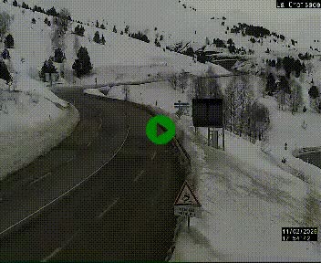 Webcam au carrefour de la croisade, à la jonction entre la N22 et la N320, avant le poste de douane franco-andorrane. Webcam à 1790 mètres d'altitude