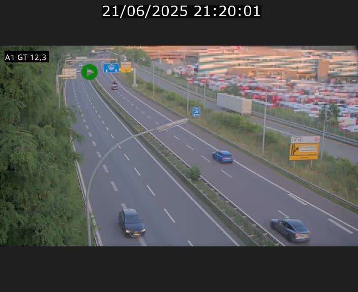 Traffic live webcam Luxembourg Senningerberg - A1 direction Allemagne - BK 12.3
