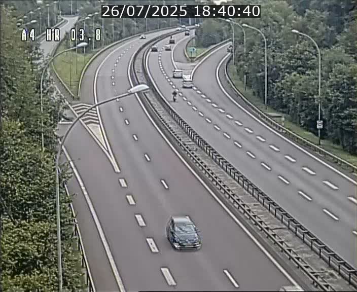 Webcam traffic A4 Luxembourg - BK 3.8 - Leudelange (direction Esch sur Alzette)