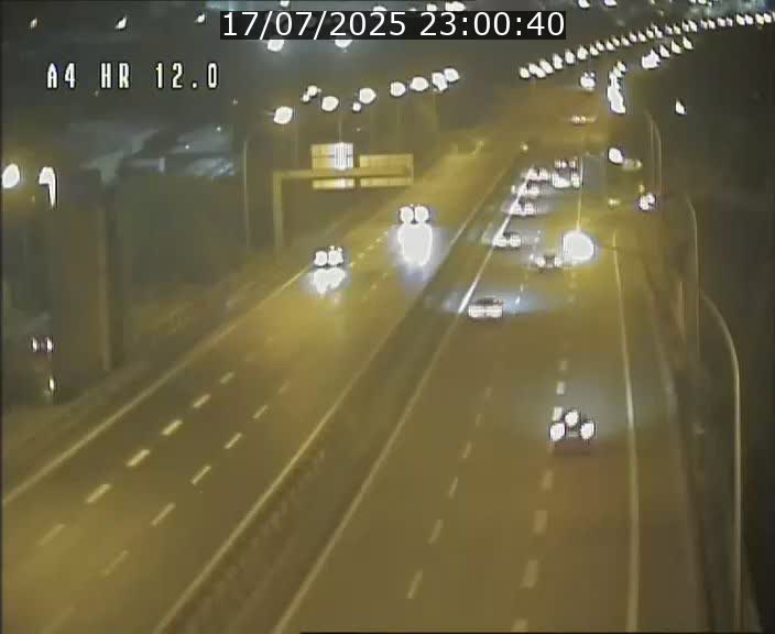 Traffic live webcam Luxembourg Jonction Foetz - A4 - BK 12.0 - direction Esch sur Alzette