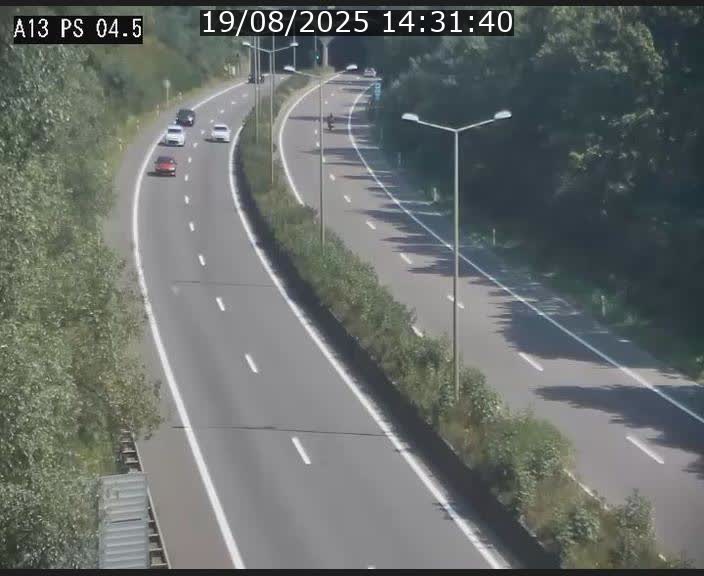 Traffic live webcam Luxembourg Differdange - A13 direction Esch-sur-Alzette - BK 4.5