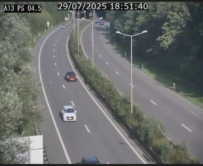 Traffic live webcam Luxembourg Differdange - A13 direction Esch-sur-Alzette - BK 4.5
