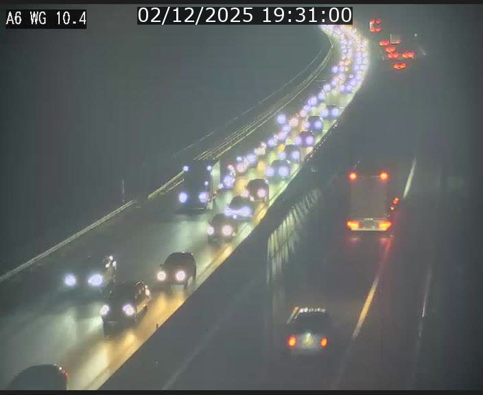 Traffic live webcam Luxembourg Mamer - A6 - BK 10.4 - direction Luxembourg/France/Allemagne