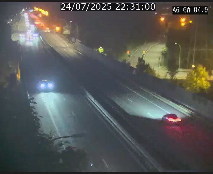 Traffic live webcam Luxembourg Croix de Cessange - A6 - BK 4.9 - direction Belgique