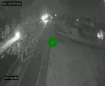 Vue en direct de l'autoroute A10 grâce à un drône situé au-dessus du péage de Virsac