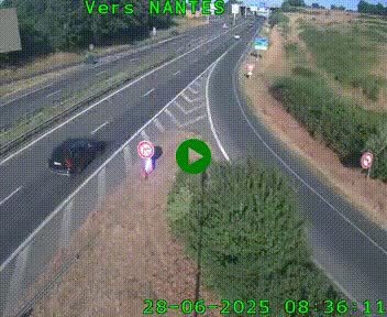 Webcam N147 au nord de Poitiers et à la jonction avec la A10