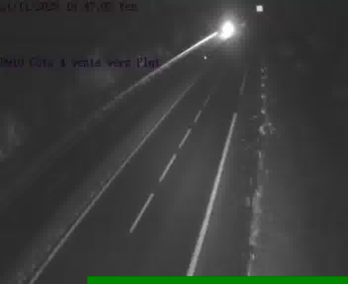 Webcam sur la D910 située dans la Côte des 4 vents. Vue orientée vers le haut de la côte, vers Faulquemont
