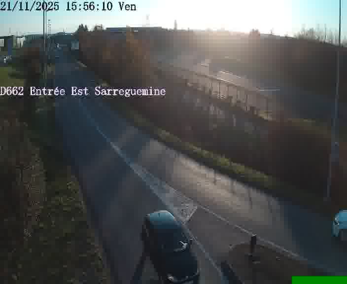 Point de vue trafic déployé sur D662 (France) à Sarreguemines, regardant vers Sarreguemines, aidant conducteurs et services à anticiper les flux.