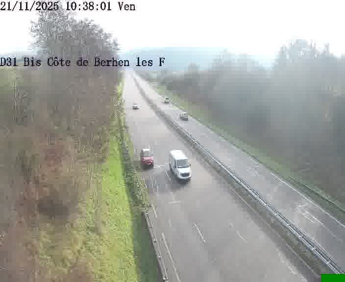 Webcam de surveillance sur D31bis (France) à Behren-lès-Forbach, cadrée vers Sarreguemines, proposant une information routière utile aux déplacements quotidiens.