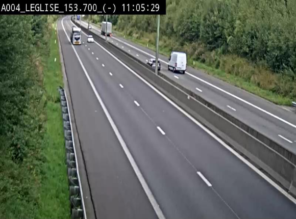 Webcam autoroute A4 (E411-E25) à Léglise, avant la jonction avec la N40. Vue orientée vers Bruxelles